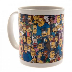 Tasse qui montre les personnages des Simpson